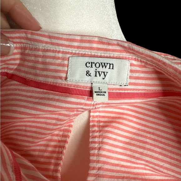 Crown & Ivy button up shirt-size L - Picture 4 of 6